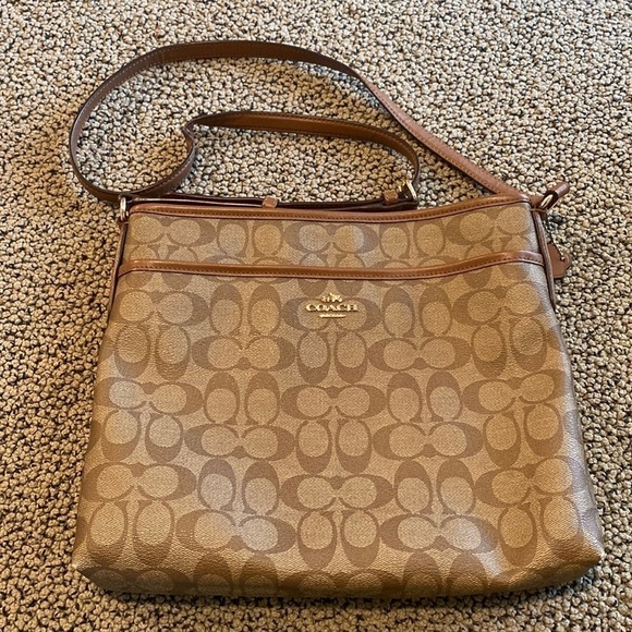 Coach Handbags - Coach Crossbody Bag w/ Gold Hardware, Zipper Closure & Pockets